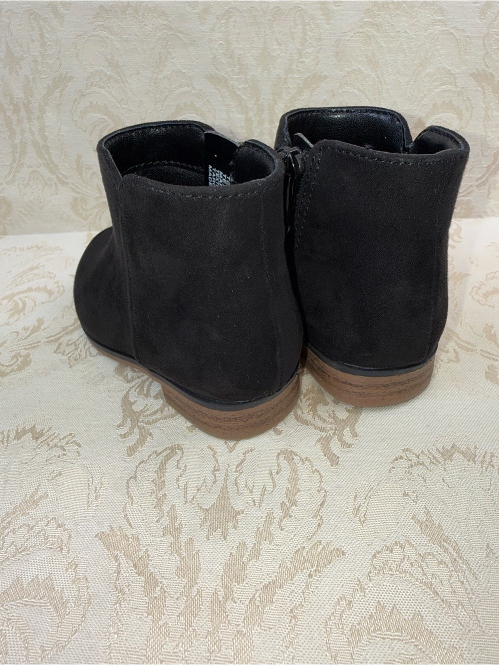 Cat & Jack Girls Black Ankle Booties Size 5 Side Zip Faux Suede Low Heel - Picture 3 of 7